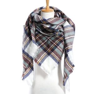 Scarf: Gone Caroling